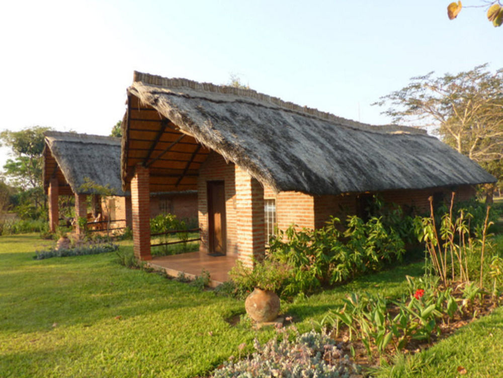 Barefoot Safari Lodge Lilongwe Exteriör bild