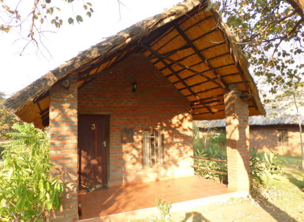 Barefoot Safari Lodge Lilongwe Exteriör bild
